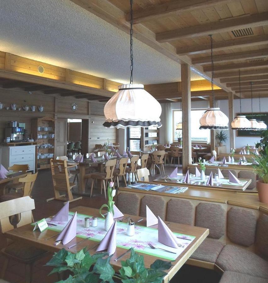 ホテルFlugplatzrestaurant Wallmuhle Atting エクステリア 写真